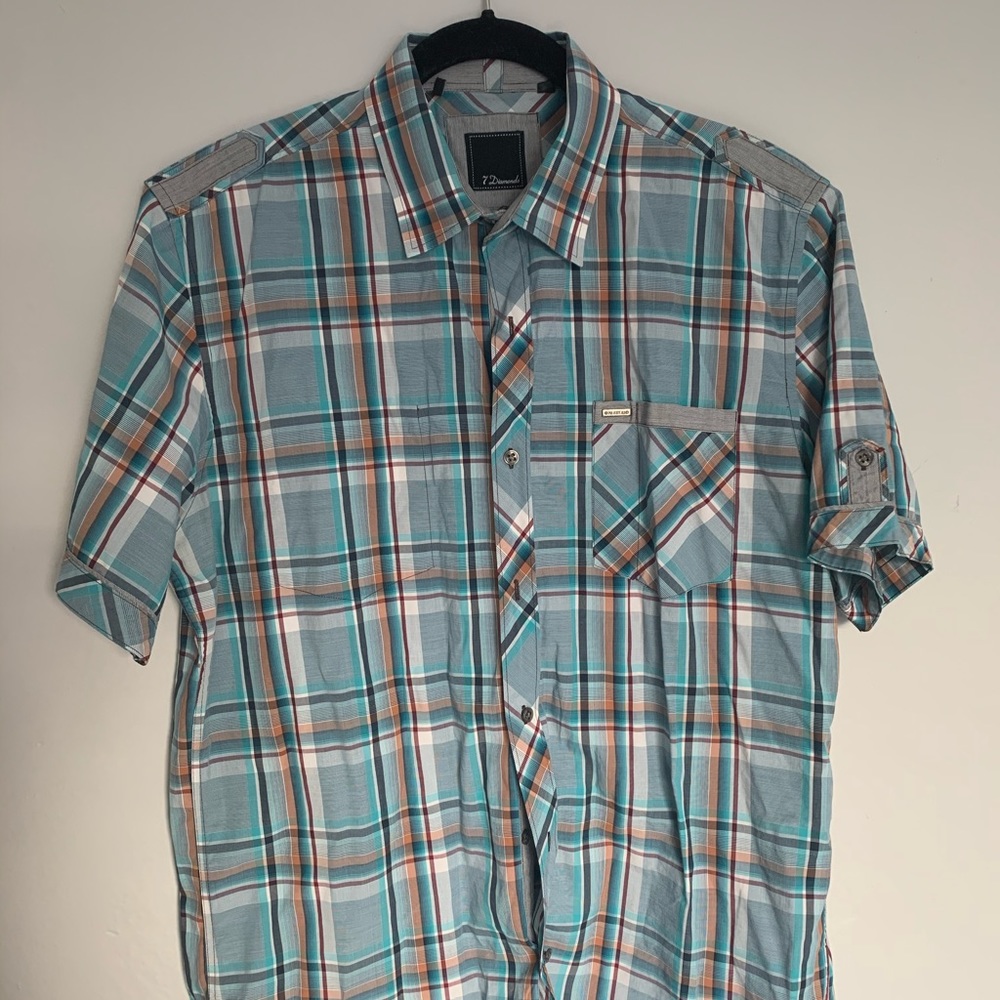 7 Diamonds short sleeve button